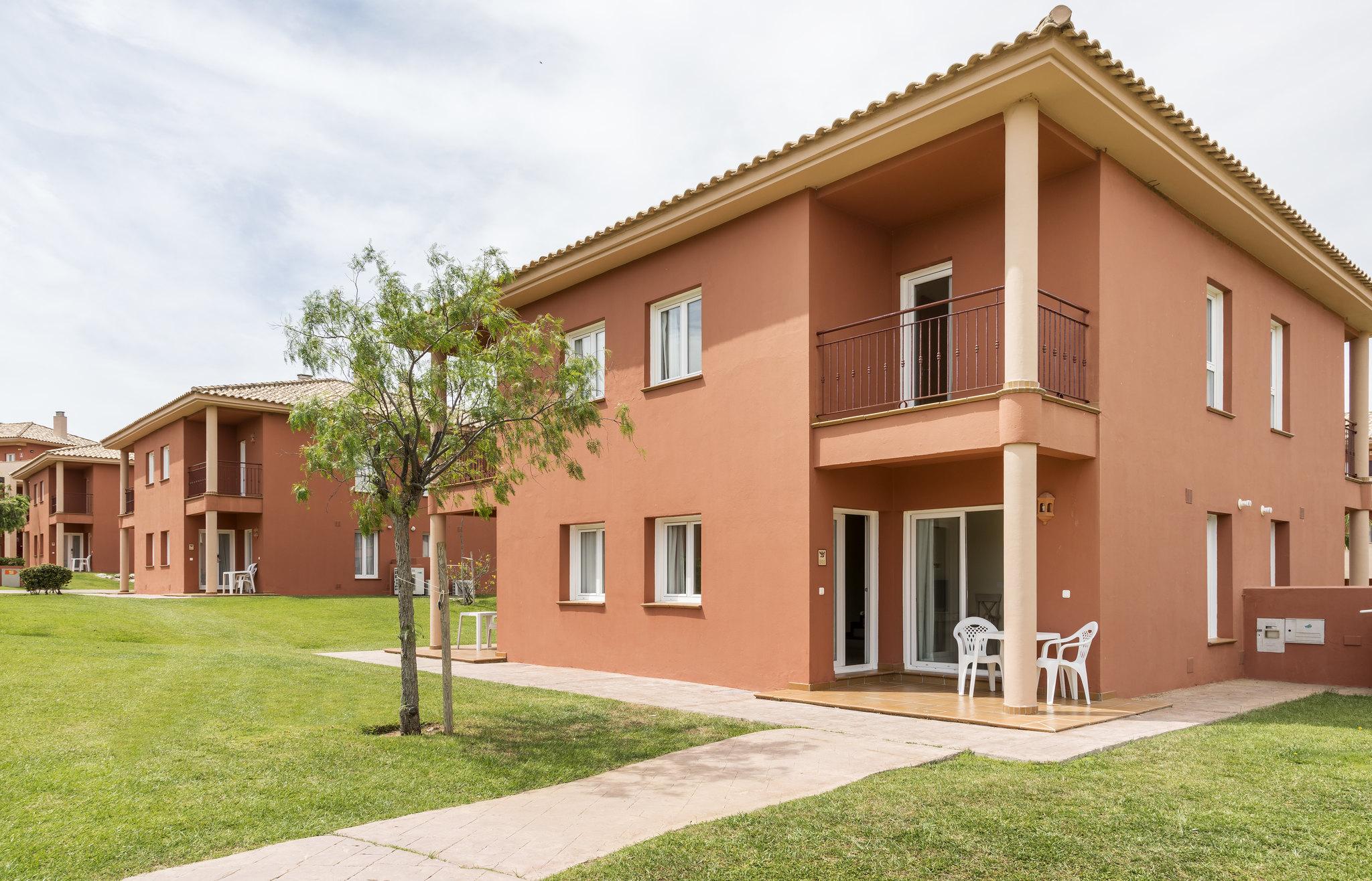 Ilunion Sancti Petri Aparthotel Chiclana de la Frontera Bagian luar foto