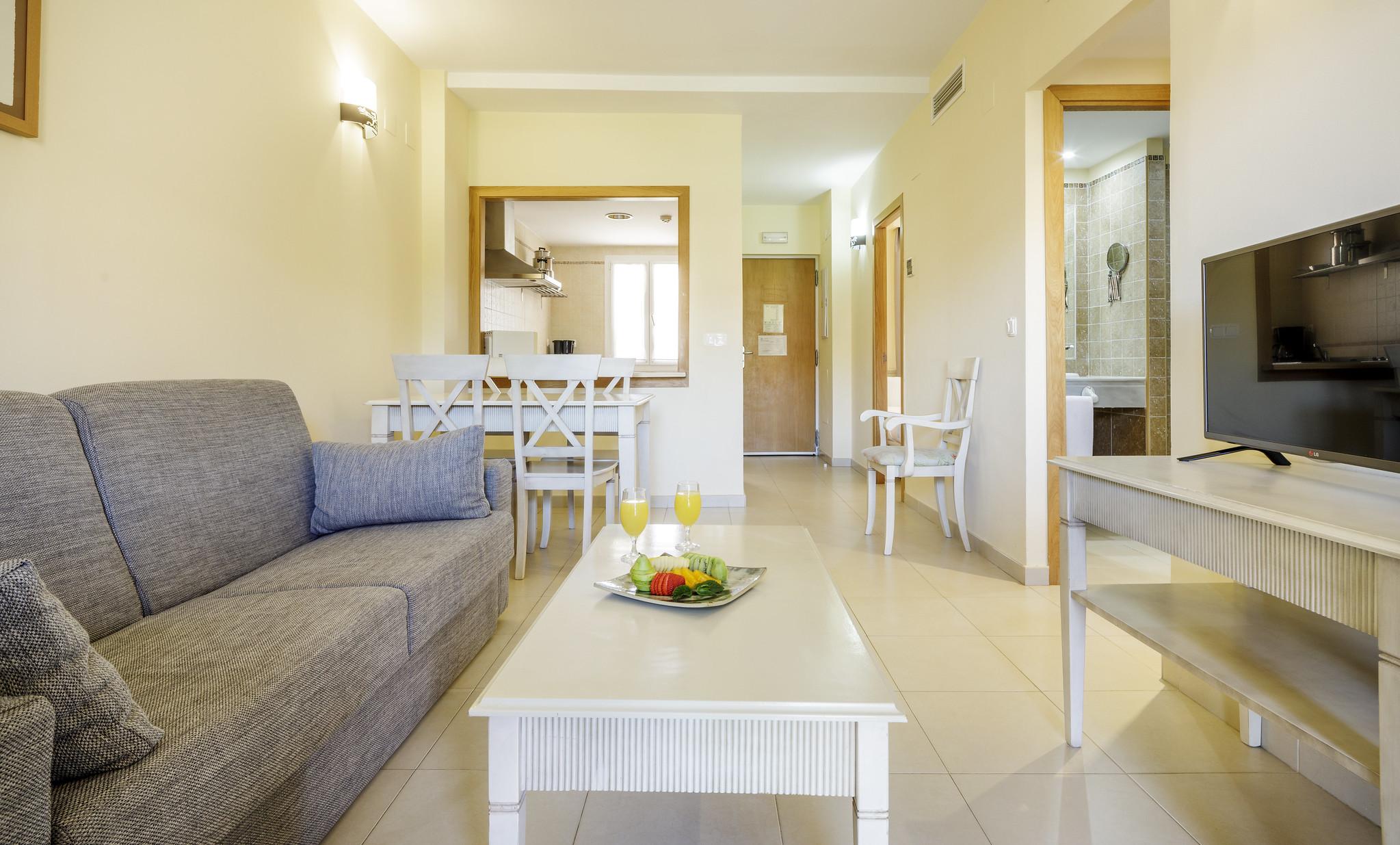 Ilunion Sancti Petri Aparthotel Chiclana de la Frontera Bagian luar foto