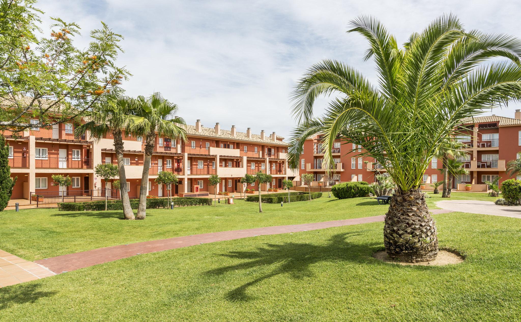 Ilunion Sancti Petri Aparthotel Chiclana de la Frontera Bagian luar foto