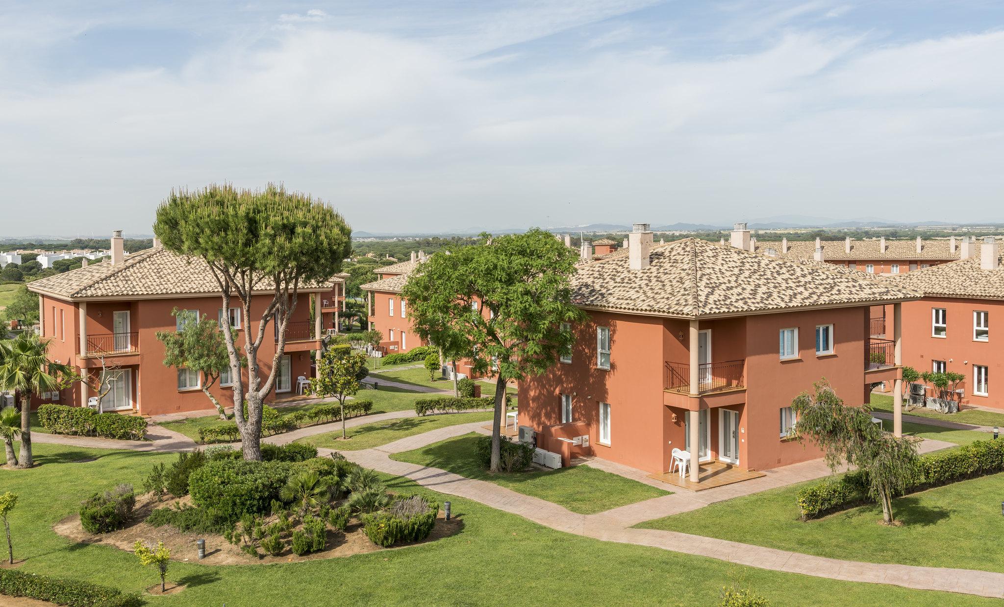 Ilunion Sancti Petri Aparthotel Chiclana de la Frontera Bagian luar foto