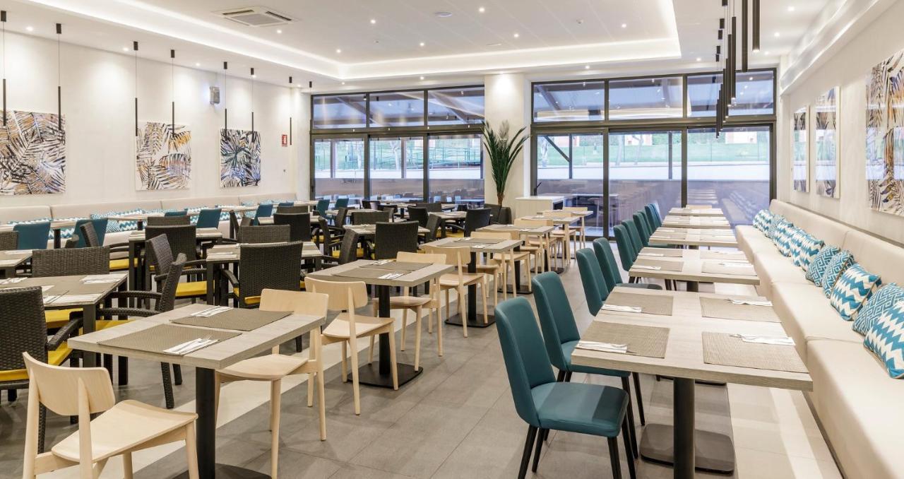 Ilunion Sancti Petri Aparthotel Chiclana de la Frontera Bagian luar foto