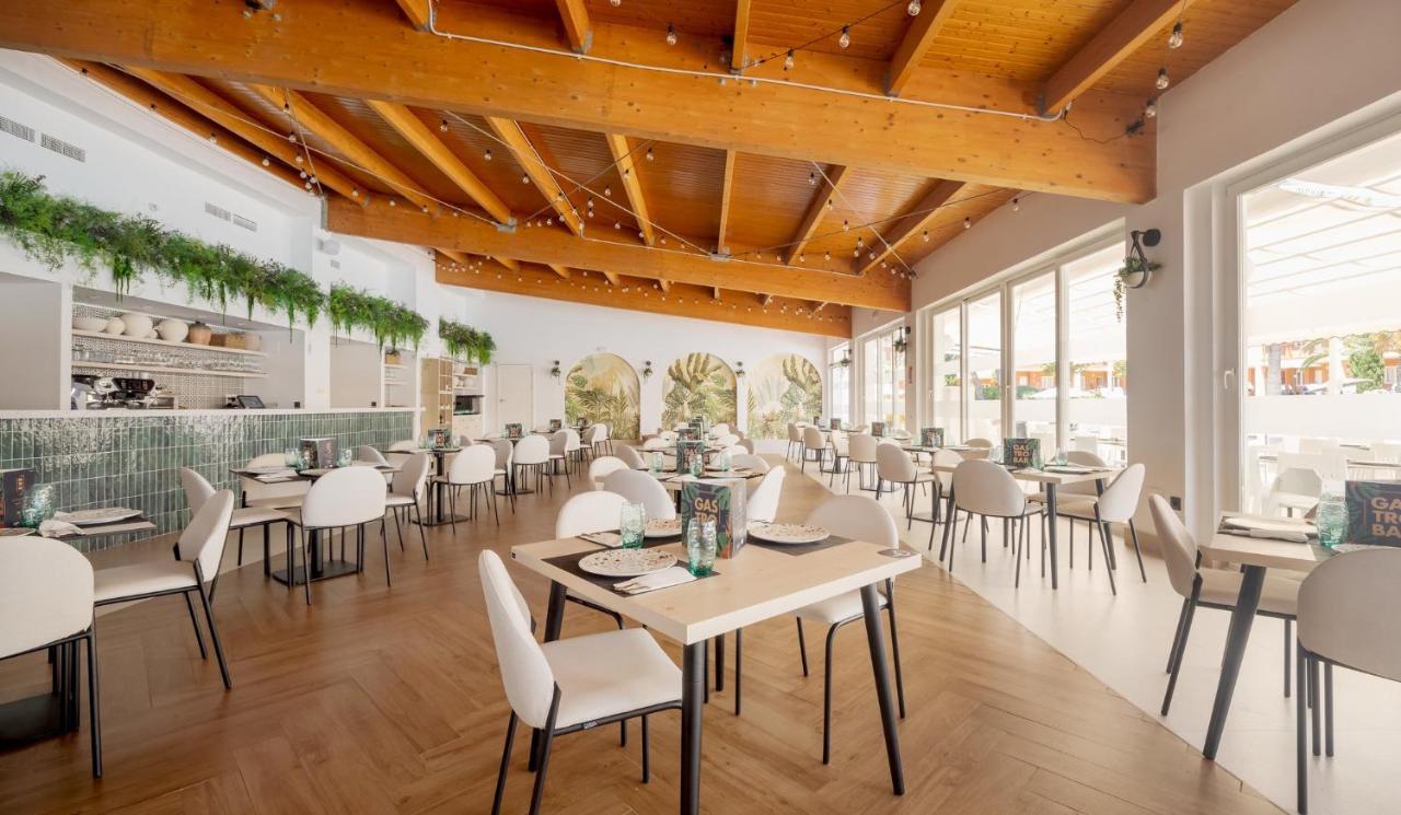 Ilunion Sancti Petri Aparthotel Chiclana de la Frontera Bagian luar foto